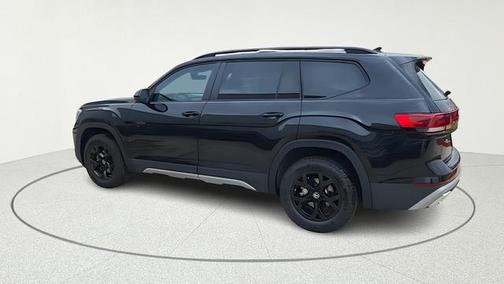 Deep Black Pearl 2026 Volkswagen Atlas Peak Edition
