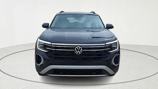 Deep Black Pearl 2026 Volkswagen Atlas Peak Edition