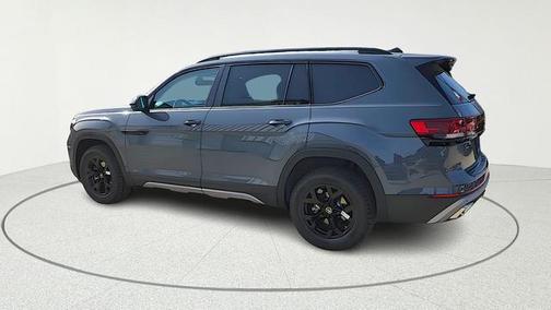 2026 Volkswagen Atlas Peak Edition