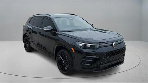2025 Volkswagen Tiguan 2.0T SE R-Line Black