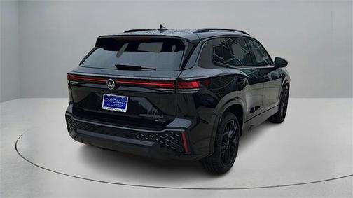 2025 Volkswagen Tiguan 2.0T SE R-Line Black