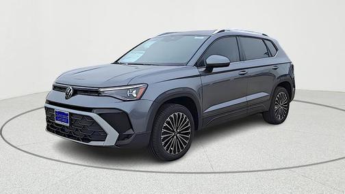 Gray 2026 Volkswagen Taos SE