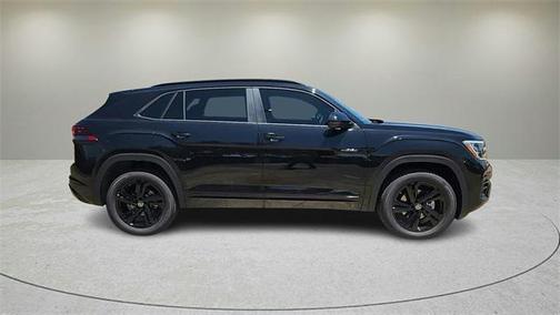 2025 Volkswagen Atlas Cross Sport 2.0T SEL