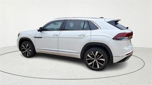 2026 Volkswagen Atlas Cross Sport 2.0T SEL Premium