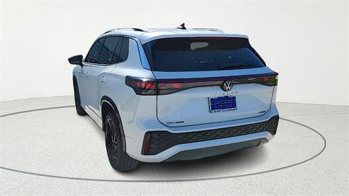 2026 Volkswagen Tiguan 2.0T SEL R-Line 4MOTION