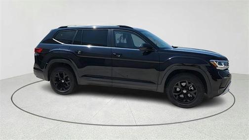 2021 Volkswagen Atlas 3.6L SE w/Technology