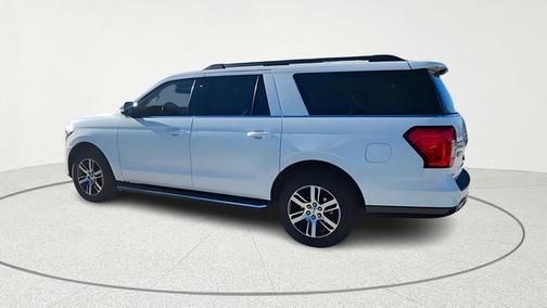 Star White Metallic Tri-Coat 2022 Ford Expedition Max XLT