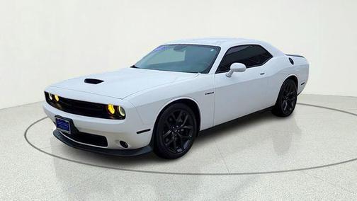 White Knuckle Clearcoat 2022 Dodge Challenger R/T