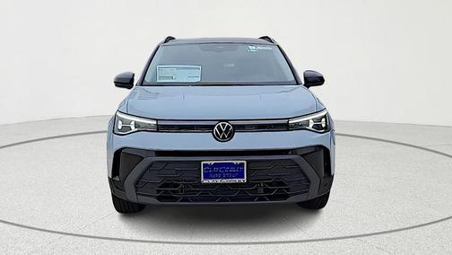 Monument Gray w/Dp Blk Rf 2026 Volkswagen Taos SE Black