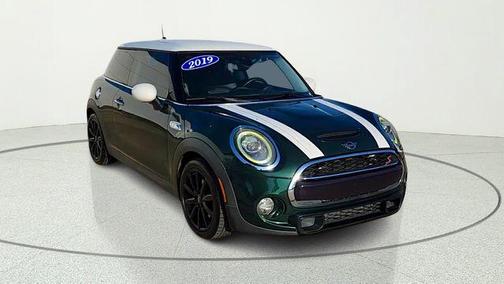 British Racing Green Metallic 2019 MINI Hardtop Cooper S