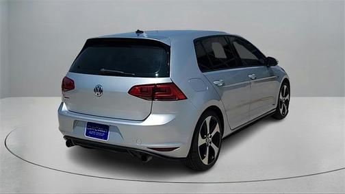 2017 Volkswagen Golf GTI 2.0T S 4-Door