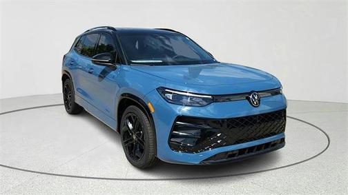 2025 Volkswagen Tiguan 2.0T SE R-Line Black