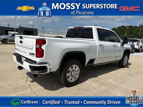 White 2024 Chevrolet Silverado 2500 High Country