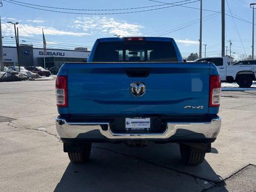 2021 RAM 2500 Tradesman Crew Cab 4x4 6'4' Box