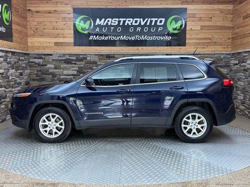 True Blue Pearlcoat 2016 Jeep Cherokee Latitude