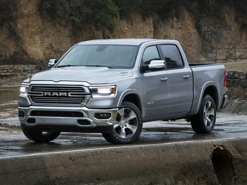 Delmonico Red Pearlcoat 2023 RAM 1500 Laramie