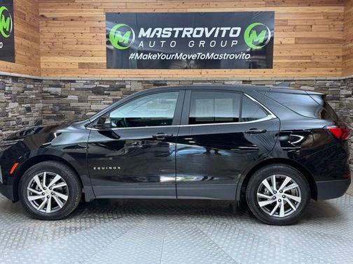 Mosaic Black Metallic 2024 Chevrolet Equinox 1LT