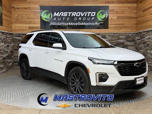 Summit White 2023 Chevrolet Traverse RS