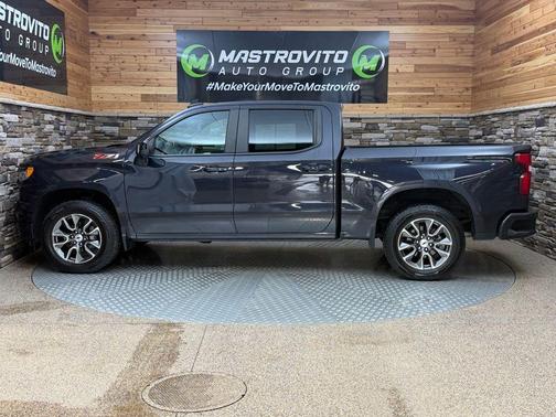 2022 Chevrolet Silverado 1500 RST