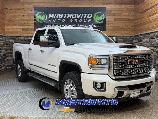 Summit White 2018 GMC Sierra 2500 Denali