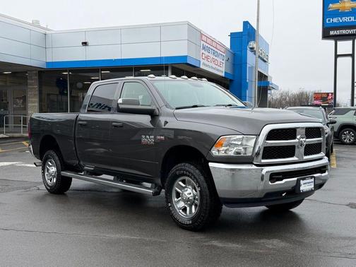 Granite Crystal Metallic Clearcoat 2018 RAM 2500 Tradesman Crew Cab 4x4 6'4' Box