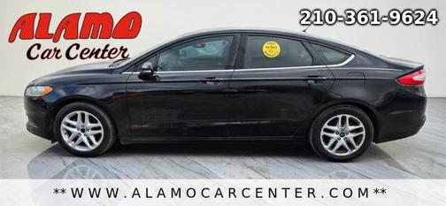 Black 2016 Ford Fusion SE