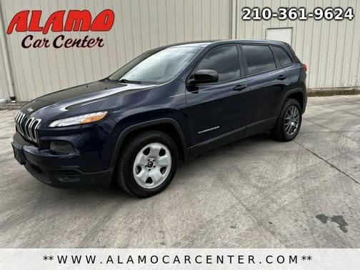 Photo 2 of 32 of 2014 Jeep Cherokee Sport
