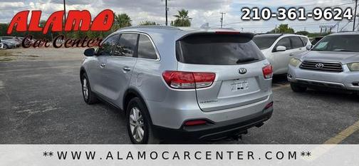 2016 Kia Sorento L