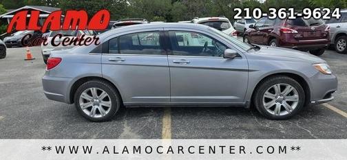 2013 Chrysler 200 Touring