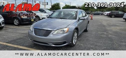 2013 Chrysler 200 Touring