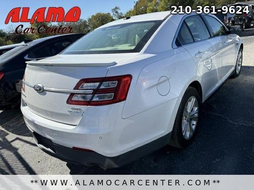 2013 Ford Taurus SEL
