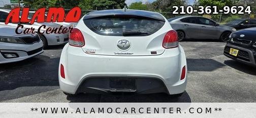 2015 Hyundai Veloster RE:FLEX w/Black