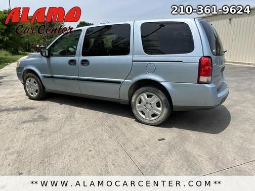 Photo 4 of 32 of 2007 Chevrolet Uplander LS