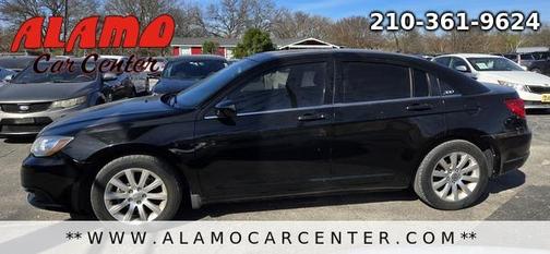 2013 Chrysler 200 Touring