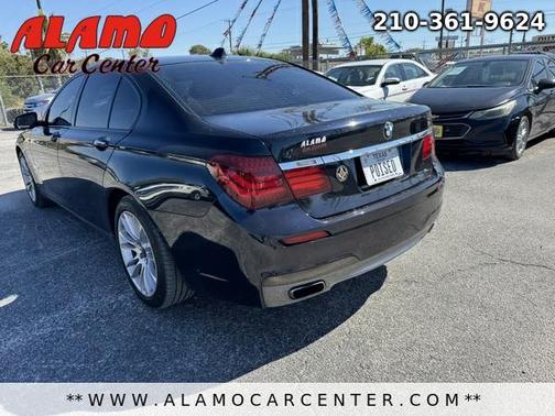 2014 BMW 750 i xDrive