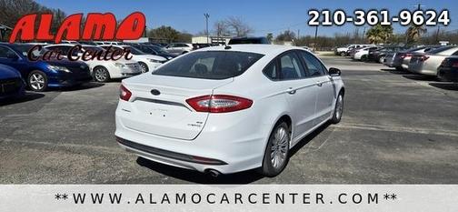 2015 Ford Fusion Hybrid SE