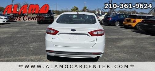 2015 Ford Fusion Hybrid SE