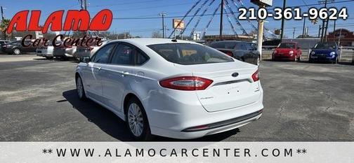 2015 Ford Fusion Hybrid SE