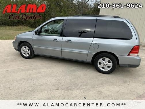 Photo 4 of 32 of 2007 Ford Freestar SE