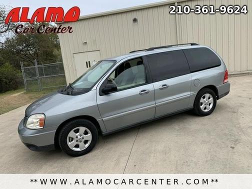 Photo 3 of 32 of 2007 Ford Freestar SE