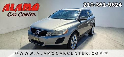 Seashell Metallic 2013 Volvo XC60 3.2