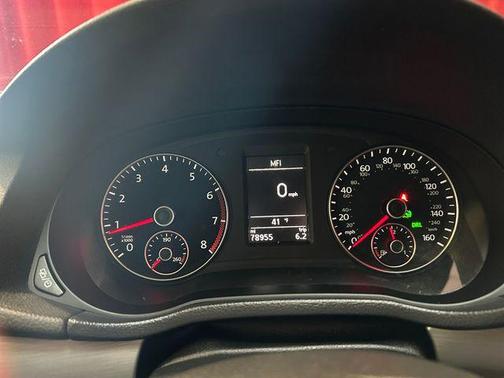 2014 Volkswagen Passat 1.8T Auto SE