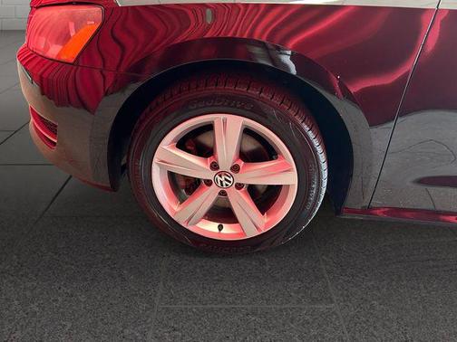 2014 Volkswagen Passat 1.8T Auto SE