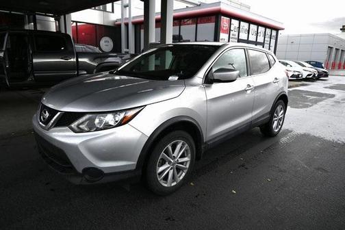 2017 Nissan Rogue Sport S