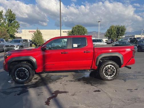 2025 Toyota Tacoma TRD Off Road