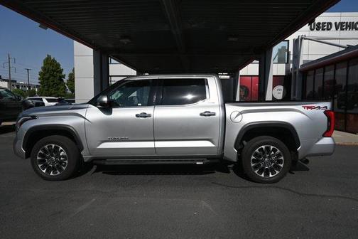 2022 Toyota Tundra Hybrid Limited