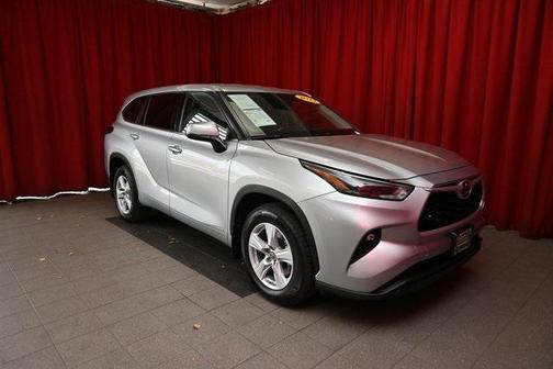 2022 Toyota Highlander Hybrid LE