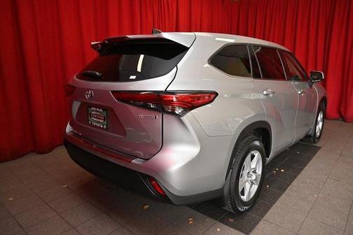 2022 Toyota Highlander Hybrid LE