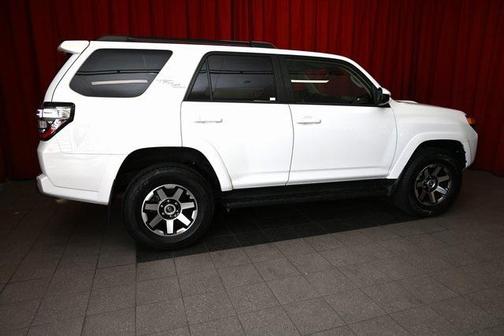 2024 Toyota 4Runner TRD Off Road