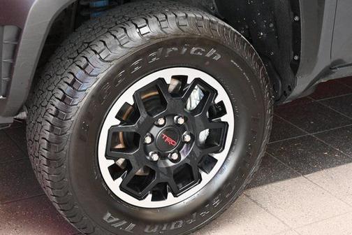 2024 Toyota Tacoma TRD Off-Road